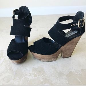 Steve madden suede wedge heels